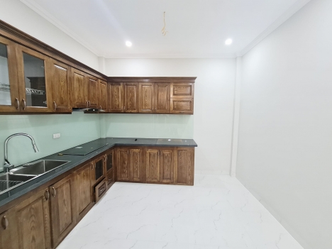 SIÊU PHẨM TÂN MAI – CỰC HIẾM SỔ ĐỦ, Ô TÔ ĐỖ CỬA