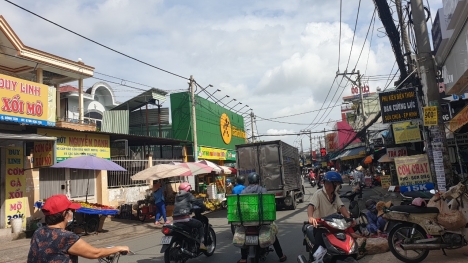 NHÀ GÒ XOÀI ,KHU CHỢ SẦM UẤT,TIỆN BUÔN BÁN KINH DOANH. 60M2.GIÁ  4 TỶ 4