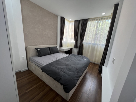 Nhà đẹp 175m2 (7x25) Phạm Văn Hai,Tân Bình,5 Tầng BTCT chỉ 17 Tỷ.