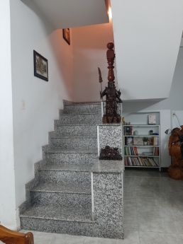 Bán nhà HXH, 3 tầng BTCT, ngang 6.6m, phường 4, Tân Bình