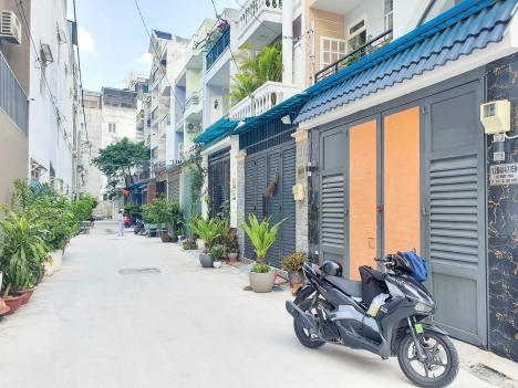 NHÀ CHÍNH CHỦ LÂU NĂM GẦN CHỢ THẠCH ĐÀ - HẺM 8M NHỰA - XE HƠI ĐẬU ĐÂU CŨNG ĐƯỢC - 125M2 CHỈ 9.7 TỶ