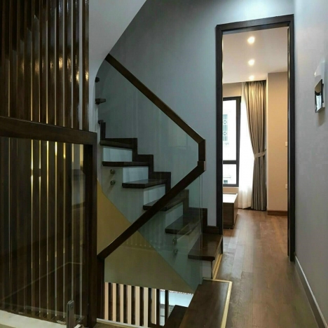 Bán nhà Trung Kính, Cầu Giấy 52.8m2 x 6 tầng MT 4.6m 8.1 tỷ, phân lô ô tô vào nhà