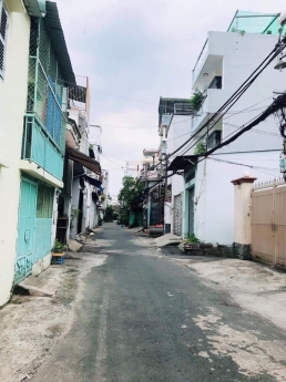 NHÀ TO HXH SÁT MT ĐỂ Ở KINH DOANH ĐẦU TƯ ĐỀU RẤT TỐT