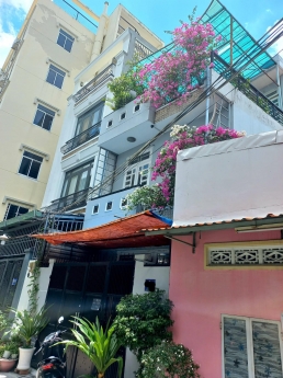 BÁN NHÀ 3 TẦNG 30 M RA MẶT TIỀN NGUYỄN THỊ THẬP 5x20 GIÁ 7xx TỶ.