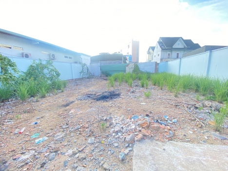 Bán Nhà Đất Đỗ Xuân Hợp Quận 9 Xây 5 Tầng chỉ hơn 3 Tỷ có 65m2