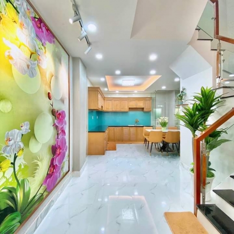 NHÀ PHỐ SIÊU ĐẸP DONALD TRUMP GÒ VẤP 5 TẦNG 5M X 14M, GIÁ NHỈNH 8 TỶ