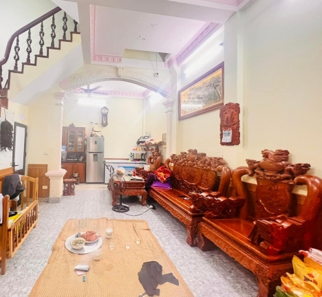 Bán nhà ngõ 68 Cầu giấy 7.4 tỷ DT 70m2 x 5T MT 5.2m, ngõ nông, 1 chủ từ đầu, giá cực tốt