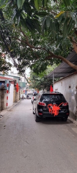 BÁN ĐẤT  VỊ TRÍ TRUNG TÂM THẠCH BÀN - 82M - Ô TÔ TẢI TRÁNH - MẶT TIỀN 5M- NGAY CẠNH TRƯỜNG CẤP 3