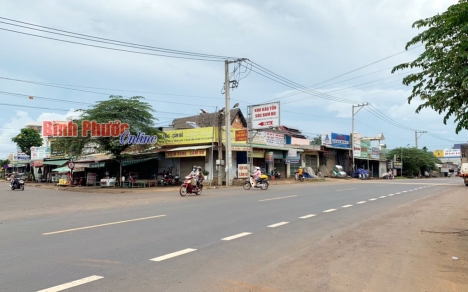 Chính chủ bán ô đất nằm trên ngõ phố Trần Đức Vượng cách trung tâm thương mại Mỹ Đức An Lão Hải