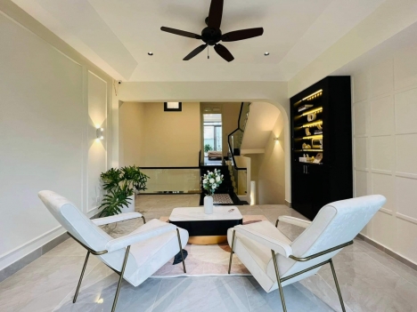 BÁN NHÀ KHU BÀN CỜ  -GÒ VẤP-VIEW CÔNG VIÊN TRƯỚC SAU - 77M2 - HẺM 6M - 7 CHỔ VÀO NHÀ - SỔ VUÔNG