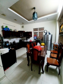 BÁN NHÀ 3 TẦNG 30 M RA MẶT TIỀN NGUYỄN THỊ THẬP 5x20 GIÁ 7xx TỶ.