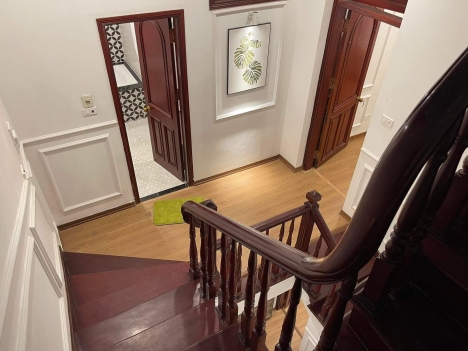 Bán Nhà Văn Phú Hà Đông 50m2, 5 tầng MT 5m, Vỉa Hè Rộng KD Tốt- Nội Thất xịn -  Giá 7.5 Tỷ