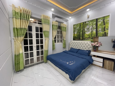 Bán nhà mới 185/7/10 Phạm Văn Chiêu giá 5 tỷ 850 triệu.