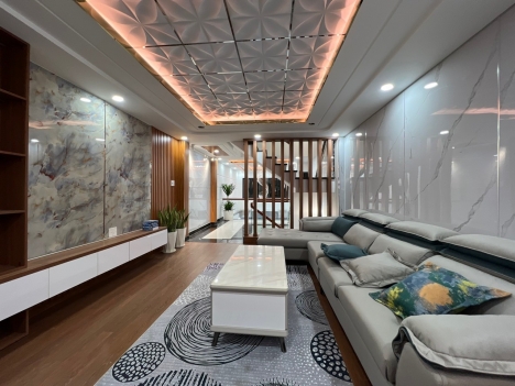 Bán nhà Trường Chinh P15 Tân Bình.Nhà đẹp,68m2, 5 Tầng Giá rẻ 7,5  tỷ