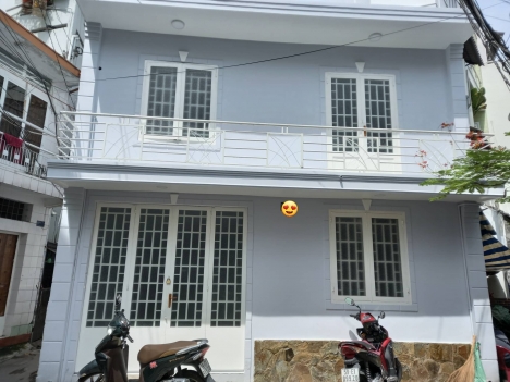 NHÀ MỚI, HẺM 3.5M, SÁT HXH, NGANG KHỦNG, GIÁ NHỈNH 3.8 TỶ TL