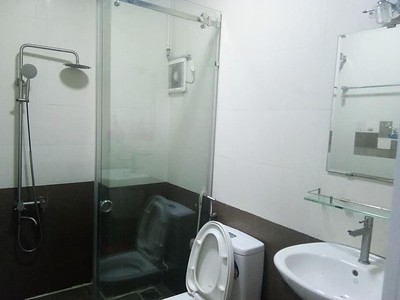 Chủ Cần bán gấp căn Nhà ngay hẻm Cộng Hòa Phuờng13 Tân Bình nhỉnh 4 tỉ chốt