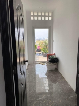 Bán nhà mặt tiền 3 Tháng 2 - Quận 11, DT 4 x 16, 7 tầng thang máy giá 27 tỷ.