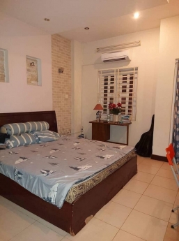 Giá chỉ: 12 tỷ
Mặt tiền Trường Chinh 54m2 4-14 4 tầng kinh doanh cực đỉnh.
giá quá yêu thương.