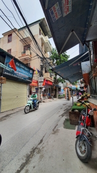 NHÀ ĐẠI MỖ Ô TÔ ĐỖ CỔNG 39M2  4T MT 5.4M 3.9 TỶ