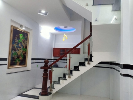 BÁN GẤP NHÀ TRƯỜNG CHINH QUẬN TÂN BÌNH 75M2 NHÀ ĐANG CHO THUÊ 8TR . SHR. CÓ 2 MẶT HẺM THÔNG THOÁNG