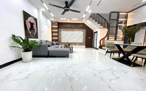 Bán gấp nhà đẹp gần mặt đường phường Văn Chương,Đống Đa,giá nhỉnh 100tr/m,2 mặt thoáng,42mx5T,ở cực
