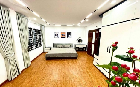 Bán gấp nhà đẹp gần mặt đường phường Văn Chương,Đống Đa,giá nhỉnh 100tr/m,2 mặt thoáng,42mx5T,ở cực