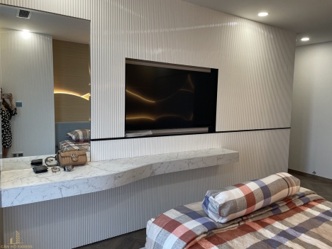 Căn hộ Midtown The Peak M8 tầng cao 2 phòng ngủ - canhoexpress.com