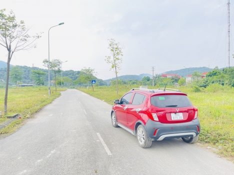 đất đô thị, đường nhựa vỉa hè rộng, lô góc 2 mặt tiền. giá chỉ 1x triệu. rẻ nhất Hà Nội