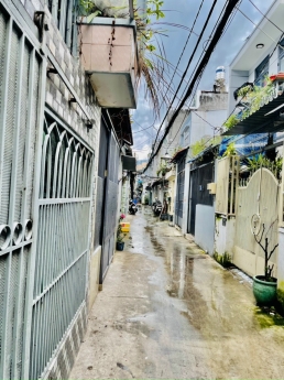 Ngay BV Hông Đức , Quang Trung Gò Vấp , 52m2 , 2 tầng , hẻm thông 3m , 2ty95