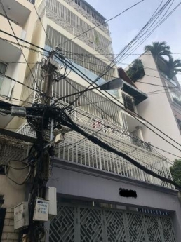 Bán Nhanh Nhà Hẻm Đường Lê Văn Sỹ,P.13, Q.3, DT:6x18m, CN:94.2 m2,Giá: 28 Tỷ.