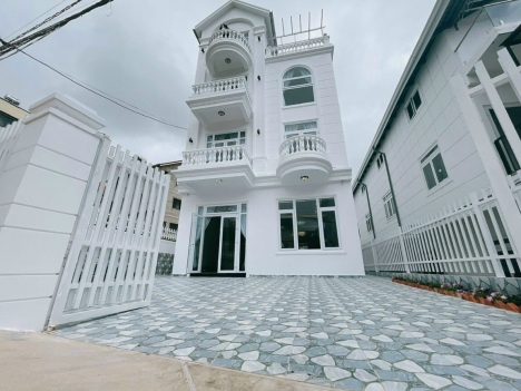 BÁN BIỆT THỰ ĐẸP TRỊNH HOÀI ĐỨC ĐÀ LẠT