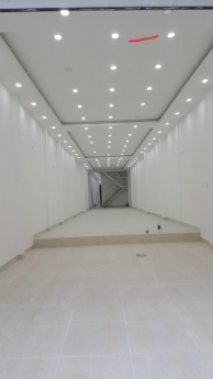 Bán nhà mặt tiền Lê Văn Sỹ - Phú Nhuận. DT 4.3 x 26, 2 tầng giá 33.5 tỷ.