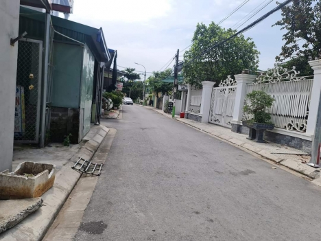bán nhà tại tiểu trà Hưng Đạo Dương Kinh giá 21 tr