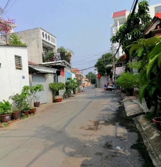 Nhà  Mới  Tổ 3 Đời  Tây Hòa  Phước Long A  Q9, DT 90m2  Hẻm 5m , Không lộ Giới.