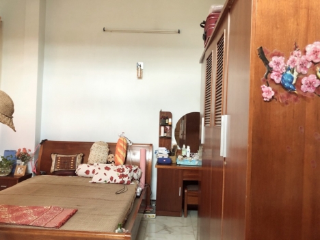 Bán Nhà 95m2, 5.5 x17m HXH, Tân Bình