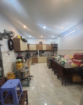 Bán nhà Mặt tiền Tân Thới Hiệp, Quận 12-120m2- 4Tầng. Giá rẻ