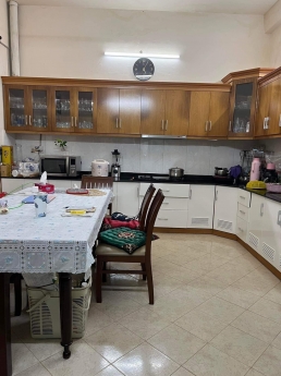 Bán nhà mặt tiền Lê Văn Sỹ - Phú Nhuận. DT 4.3 x 26, 2 tầng giá 33.5 tỷ.