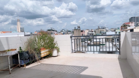 Bán nhà hẻm Đất Thánh,P6, Tân Bình.42m2 - 5 Tầng, Đang cho thuê..GIá 6,2 tỷ