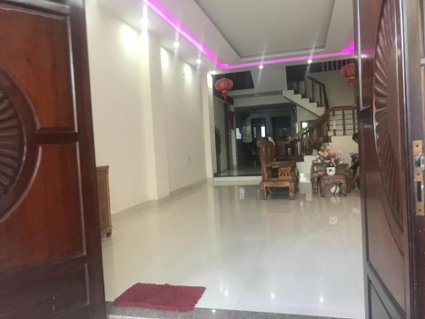 Mặt phố 7m5, 2 tầng, 69m2, giá hơn 4 tỷ... Quá hấp dẫn đầu tư.