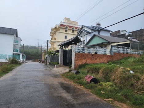 Bán đất nền Biệt Thự đường Trần Đại Nghĩa, Đà Lạt 200m2 giá 9.3 tỷ