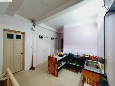 Bán Tòa nhà kinh doanh dịch vụ, Hoàng Diệu 2, Linh Trung, 27 phòng trọ, 3 Tầng, 235m2, giá 14 tỷ 5