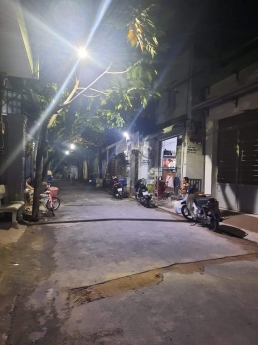 HXT ĐỔ CỬA, GẦN HL 2, LVQ, BỐN XÃ, NGANG HIẾM 4.5M, 2TẦNG 8PHÒNG TRỌ DÒNG TIỀN 18TRIỆU.