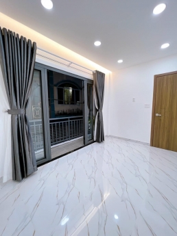 NHÀ MỚI, VỊ TRÍ ĐẸP, DT 30M2, CHỈ NHỈNH 4.3 TỶ TL