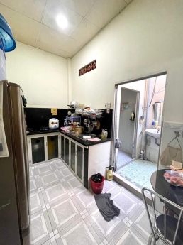 ( HÀNG HIẾM) Nhà MTKD Đường Lâm Văn Bền. P Tân Quy. 4,32x17m. 18 tỷ