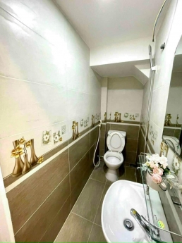 Bán nhà Vườn Lài Tân Thành, Tân Phú, 56m2, 2 tầng, HXH, giá 4 tỷ TL, tặng nt sang