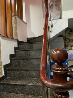 NHÀ HƯƠNG LỘ 2 NGANG 5,5M 5 LẦU GIÁ CHỈ 8 TỶ