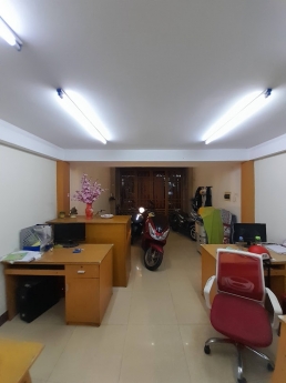 SIÊU PHẨM HXH TRÁNH NGAY CHỢ TÂN BÌNH SÁT MẶT TIỀN LẠC LONG QUÂN 5 TẦNG