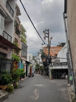 SIÊU PHẨM HXH TRÁNH NGAY CHỢ TÂN BÌNH SÁT MẶT TIỀN LẠC LONG QUÂN 5 TẦNG