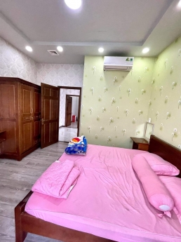 CHỦ NGỘP BANK CẦN RA GẤP – SIÊU BIỆT THỰ MINI – 90M2 – HỒ CÁ KOI – NỘI THẤT GỖ CAO CẤP – CHỈ HƠN 5