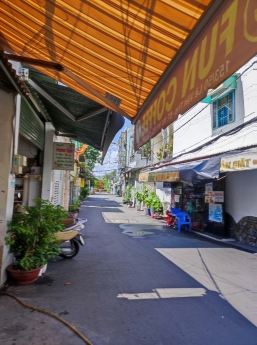 GÒ VẤP -CHÍNH CHỦ 1ĐỜI - DT 4x16 , CN64m2 .2 tầng , xe hơi đỗ cổng .